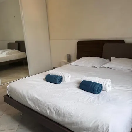 2pieces, Calme, Proche Apartment